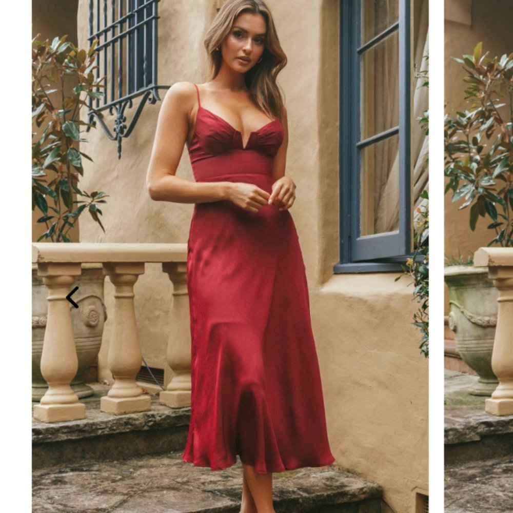 Selfie Lesli LAKE COMO MIDI Dress Cherry Red (S)